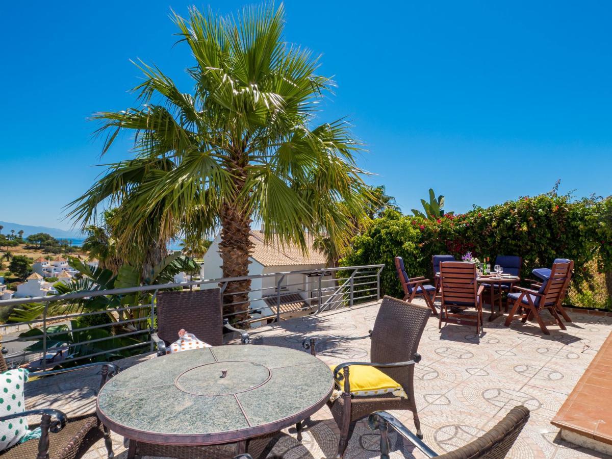 Villa Rosa Luxury Private Large Villa To Rent مانيلفا المظهر الخارجي الصورة