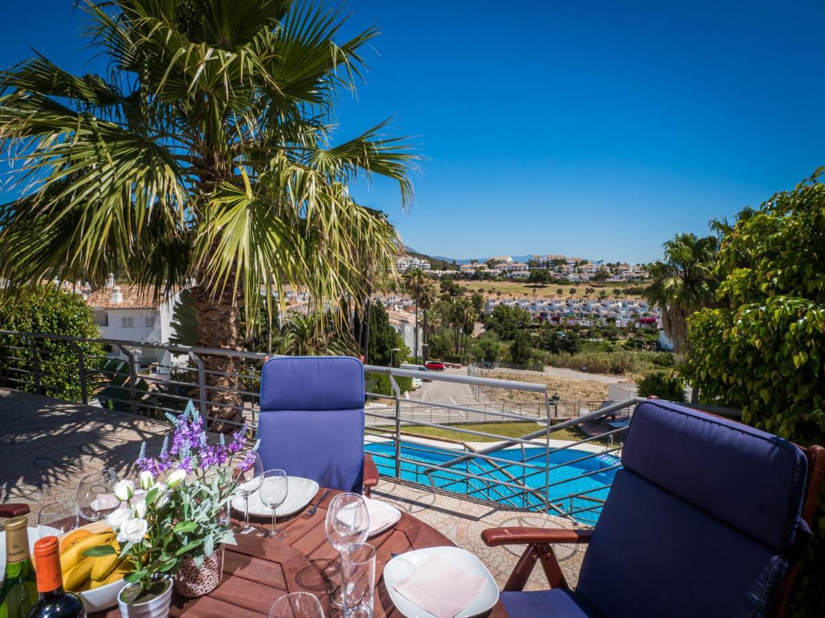 Villa Rosa Luxury Private Large Villa To Rent مانيلفا المظهر الخارجي الصورة
