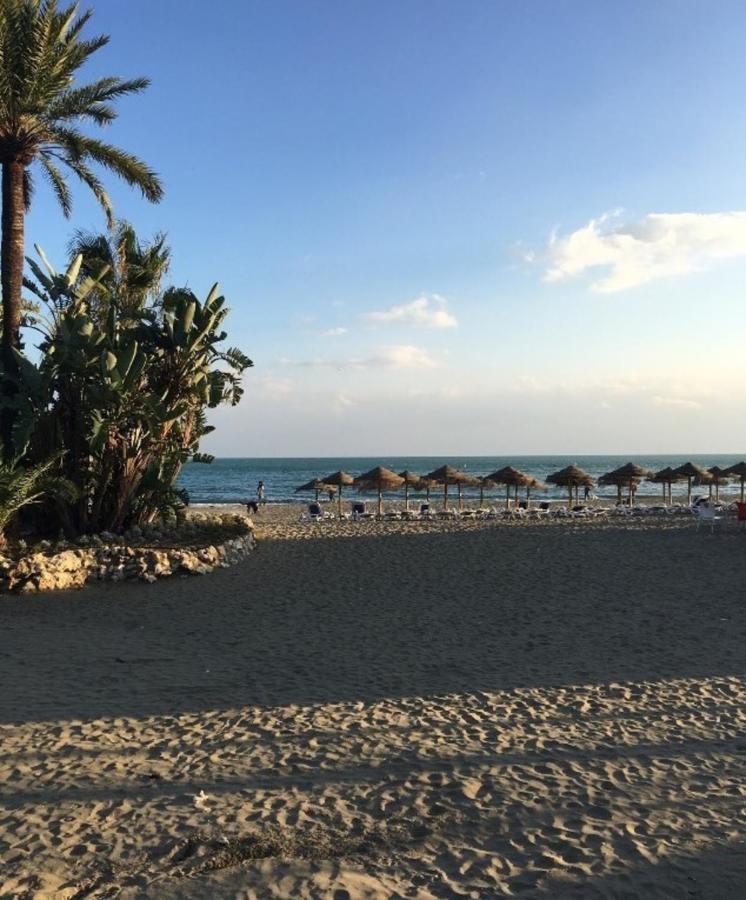Villa Rosa Luxury Private Large Villa To Rent مانيلفا المظهر الخارجي الصورة